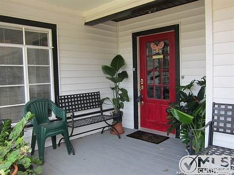 5th image of 221 Lyman Dr