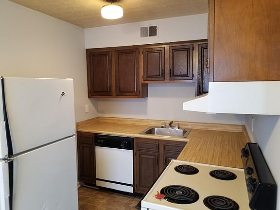 3rd image of 4232 Haney Way #1