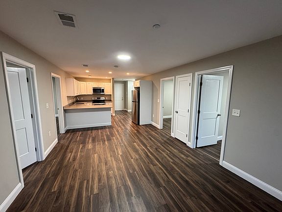 3rd image of 67 Shepard St #10