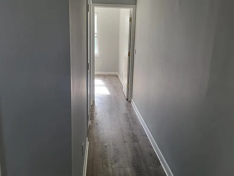 54 State St — Photo 15