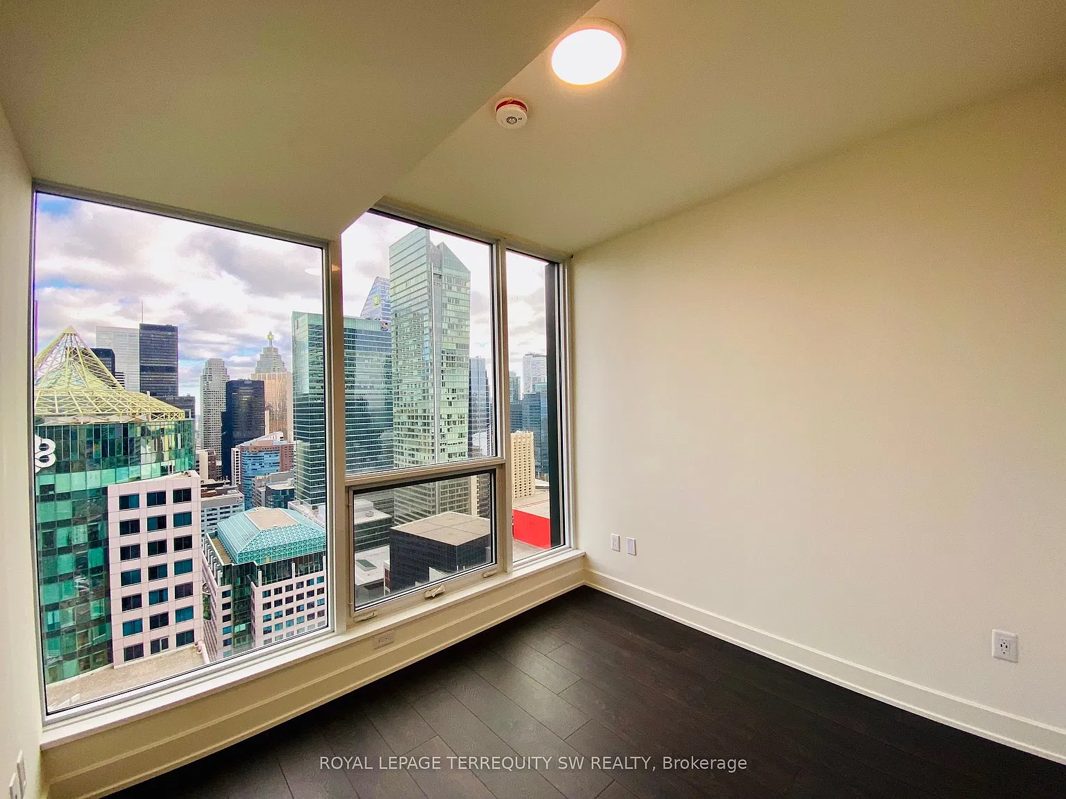 2 bed, $3,800 — Photo 4