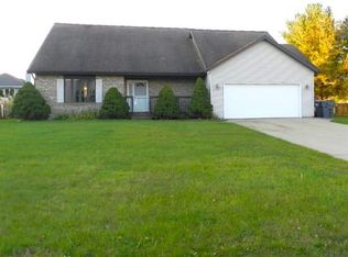 840 Lincoln Pines Pl, Saint Joseph, MI 49085