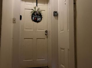 202 E Main St APT 3, Mount Joy, PA 17552