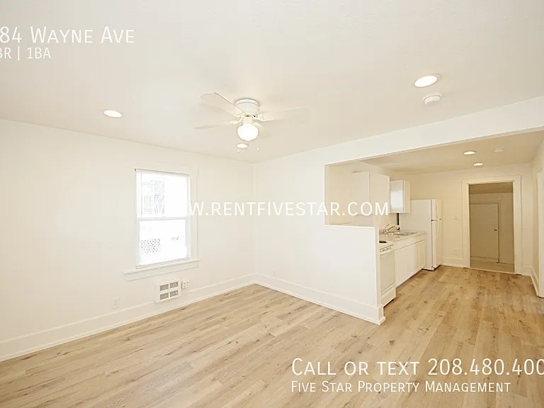 284 Wayne Ave — Photo 3
