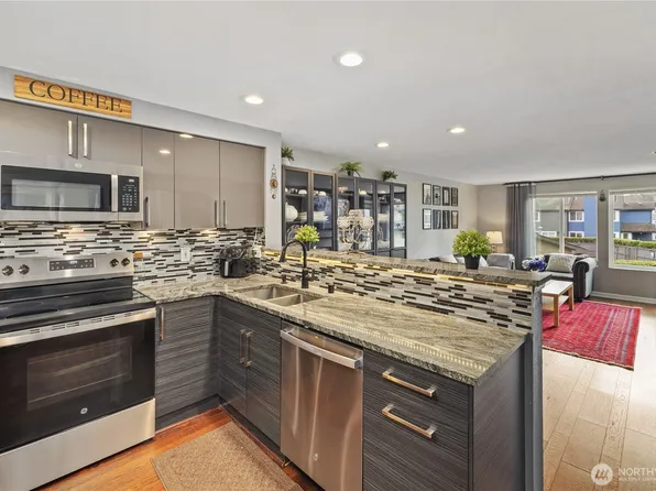 26205 116th Avenue SE #A-203, Kent, WA 98030