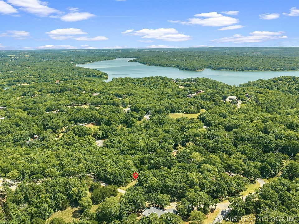 1st image of 10 Hickory Hill Dr