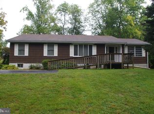 8343 Neck Rd, Williamsport, MD 21795