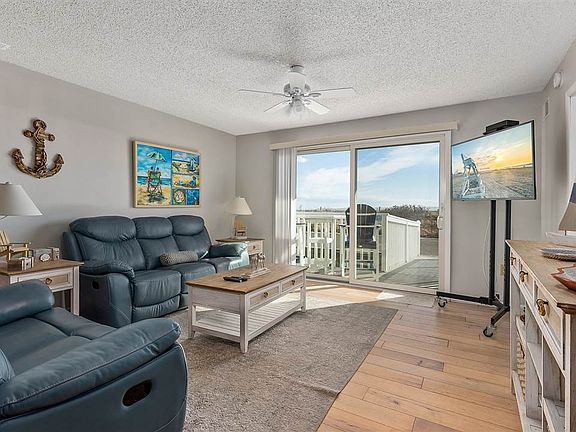 4th image of 3400 Boardwalk APT 1D