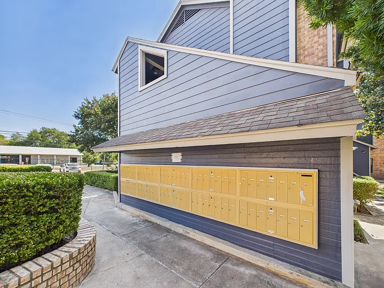 2500 Burleson Rd #201 — Photo 19