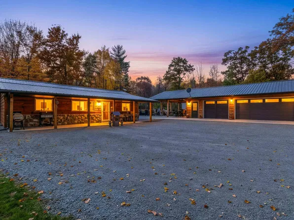 N10507 Larock Ct, Crivitz, WI 54114