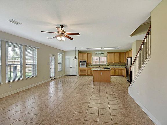 5th image of 16722 Summer Cypress Ct