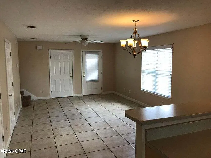 2 bed, 1.5 bath, 1152 sqft, $1,750 — Photo 2