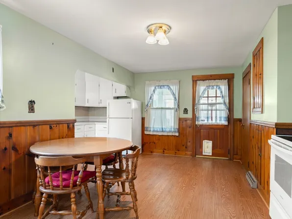 6 Liberty St, Nashua, NH 03060