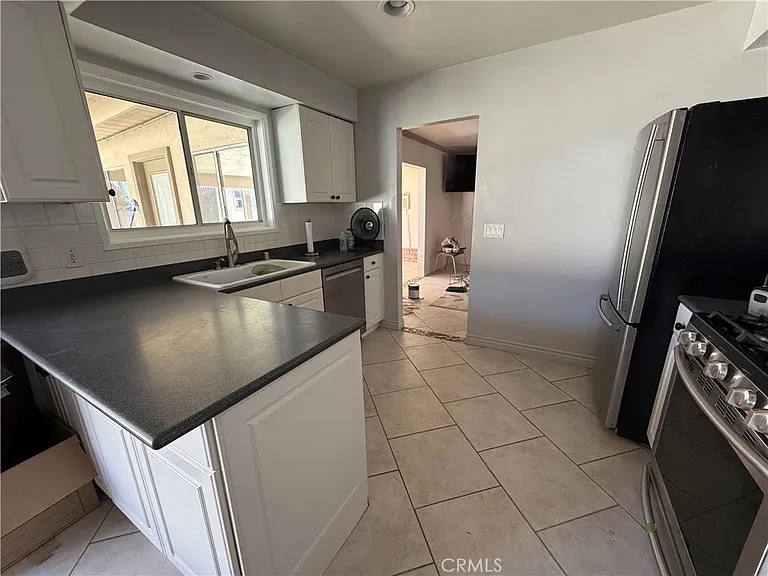 21112 E Brookport St — Photo 17