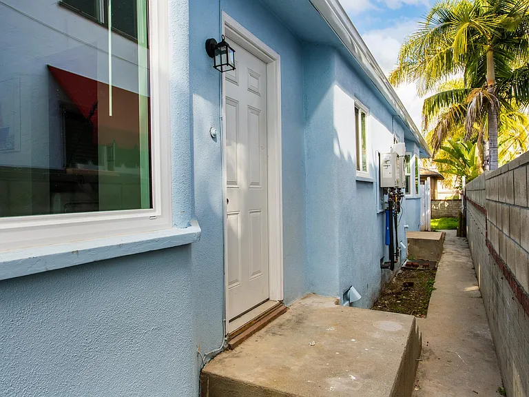 2617 W Norwood Pl — Photo 38
