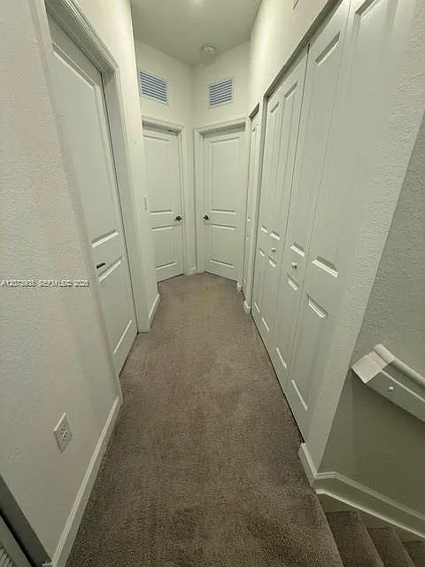 3 bed, 1700 sqft, $2,550 — Photo 4