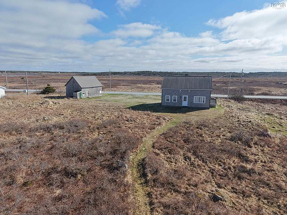 2nd image of 514 Baccaro Rd
