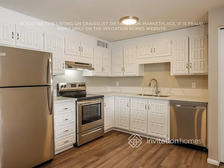 14235 N 39th Way — Photo 7