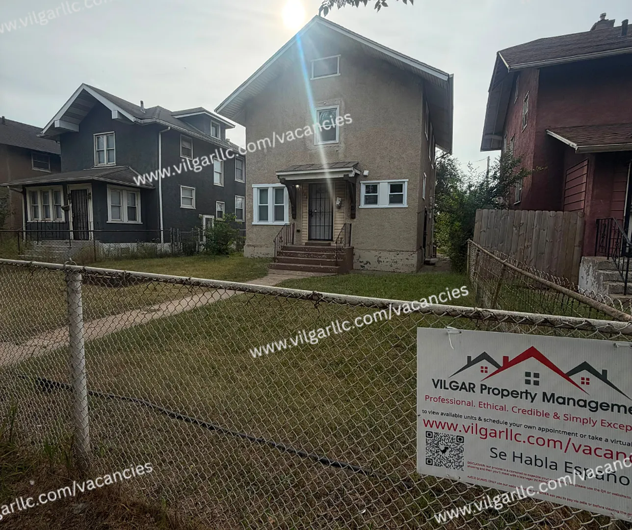 Newly Renovated 3 Bedroom 1.5- Bathroom 2 story Home — Photo 1
