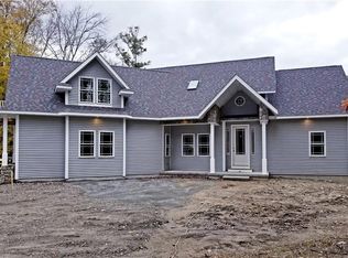 229 Chestnut Oak Rd, Glocester, RI 02814