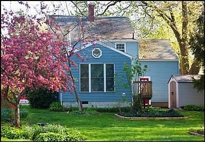 2nd image of 719 Cedar Ave