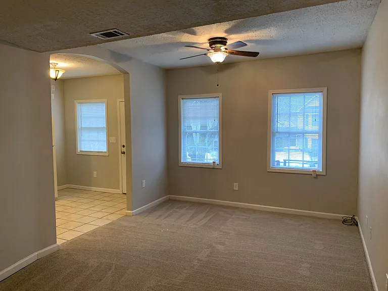 4417 Coopers Creek Dr SE — Photo 11