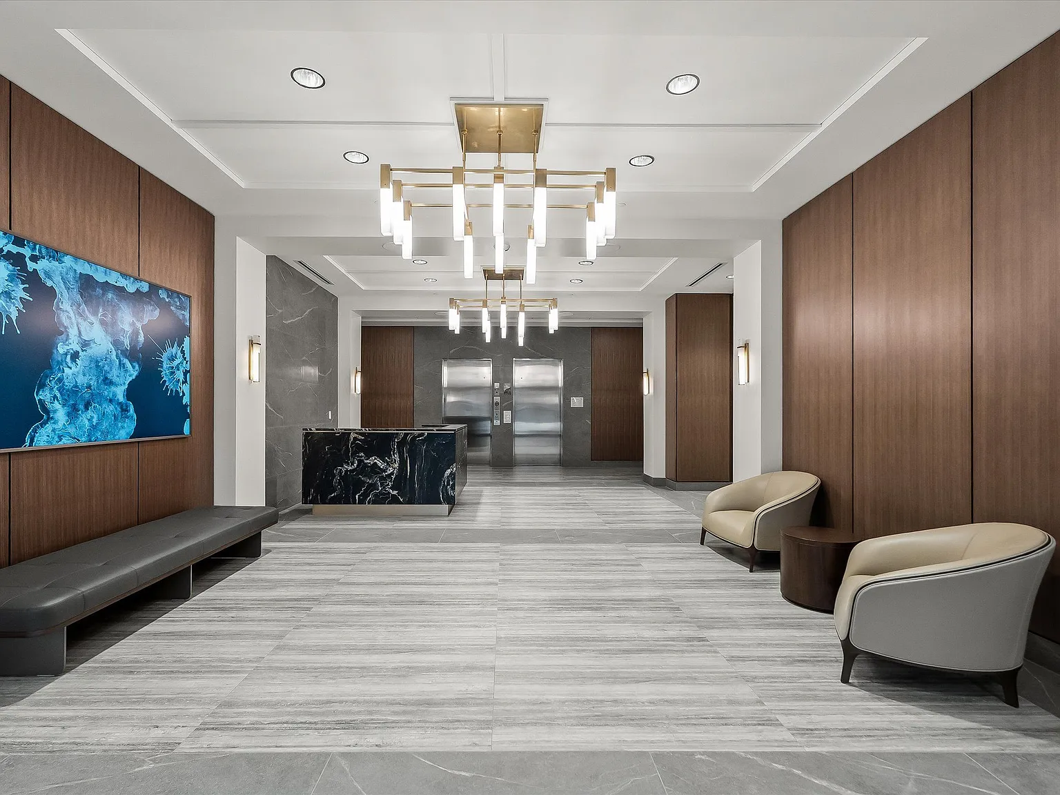 The Residence at 370 Brown — Photo 1
