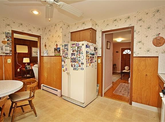 5th image of 37 Deer Run Ct