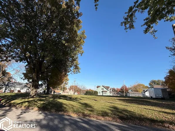 602 Oak St, Atlantic, IA 50022