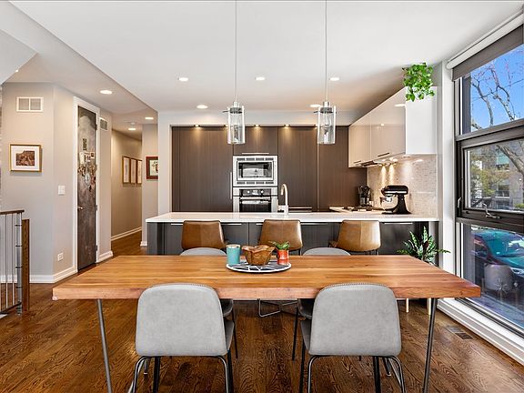 5th image of 1900 W Armitage Ave #1