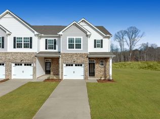 467 Lees Corner Ln, Woodruff, SC 29388