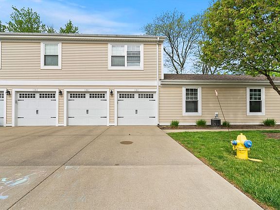 2nd image of 366 Meadow Ct #366