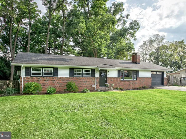 1102 Kay St, Boalsburg, PA 16827