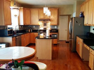 22695 Oatlands Grove Pl, Ashburn, VA 20148
