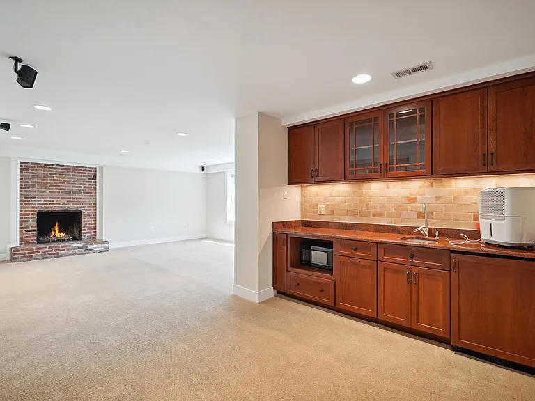 1530 Forest Villa Ln — Photo 17