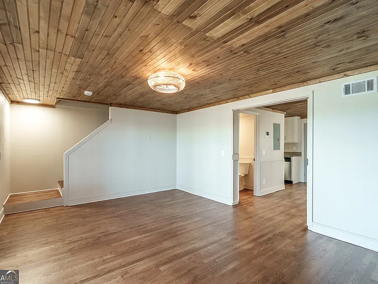 384 Arrowhead Trl #2 — Photo 18