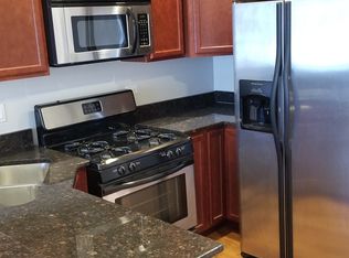 1939 W Granville Ave #3, Chicago, IL 60660