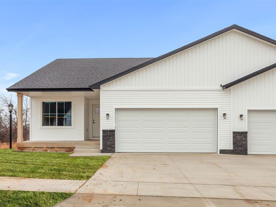 6538 NE 11th Ct, Des Moines, IA 50313