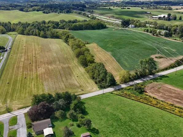 Manada Gap Rd, Grantville, PA 17028