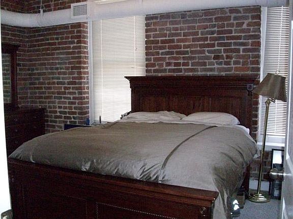 2nd image of 2401 E Franklin St APT 203