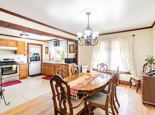 18 Hartley St, Springfield, MA 01104