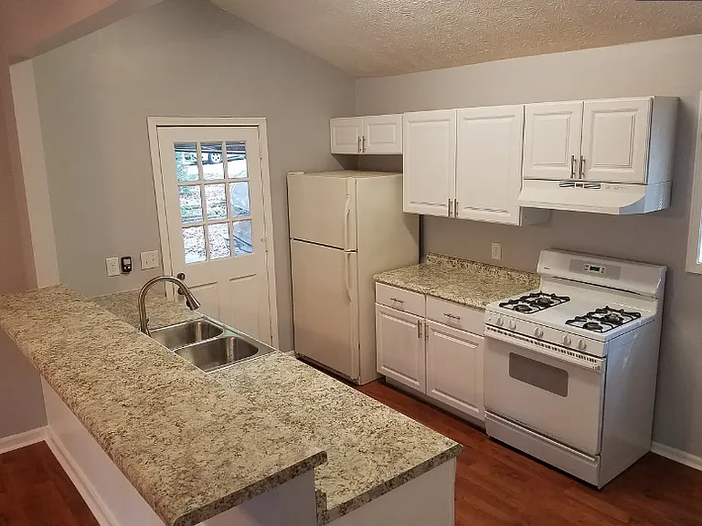4396 Janice Dr — Photo 3