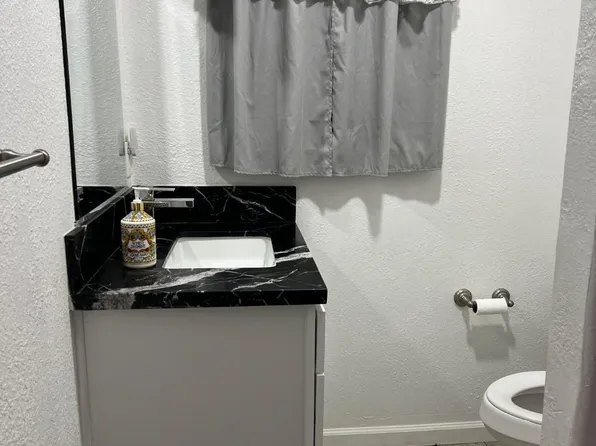 2953 Tenaya Dr, Merced, CA 95340