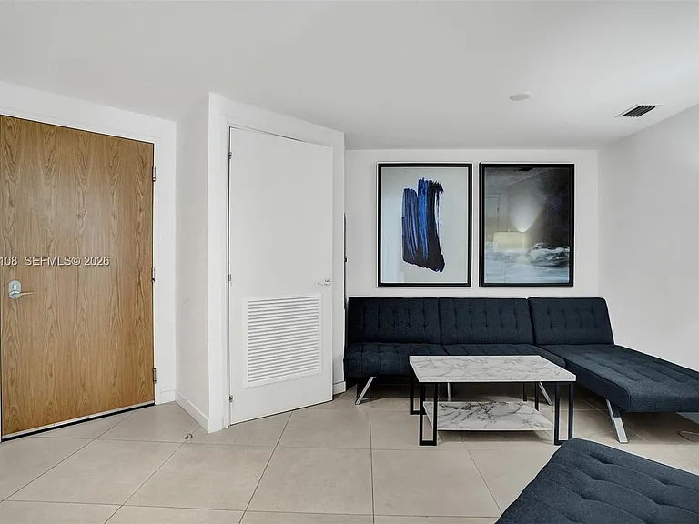 401 N Birch Rd #715 — Photo 17