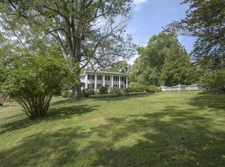 17 Old Chester Rd, Gladstone, NJ 07934