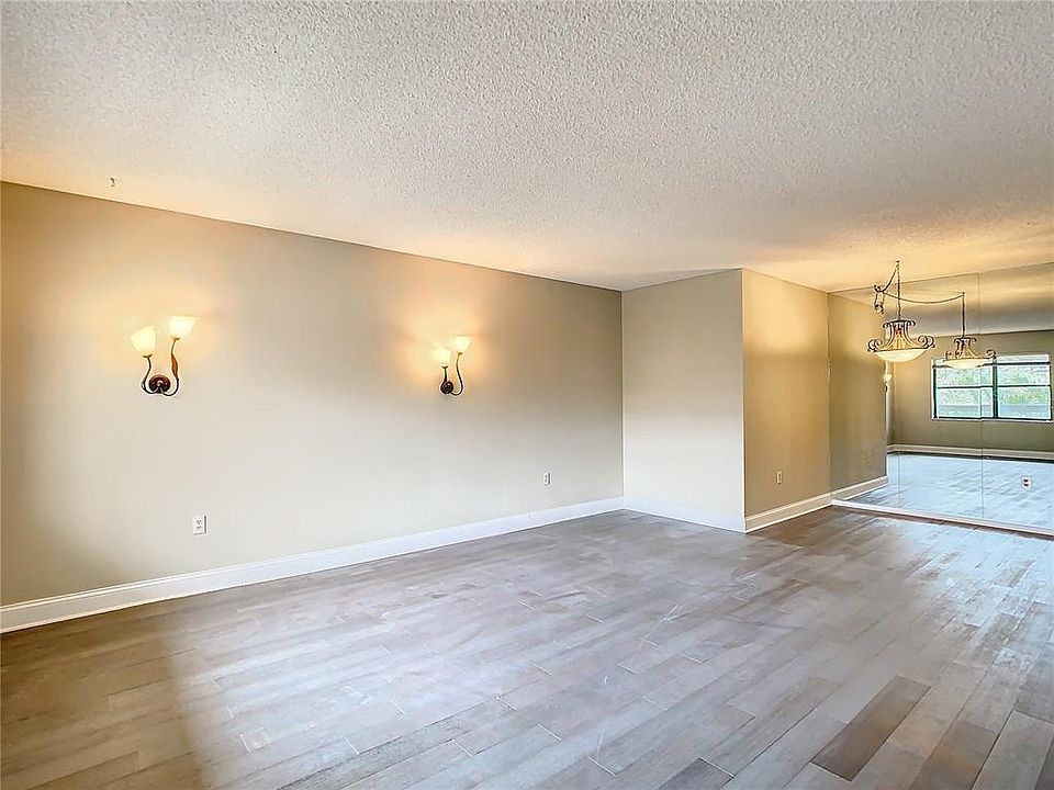 Desoto Square Villas Condominiums 425 30th Ave W Bradenton FL Zillow