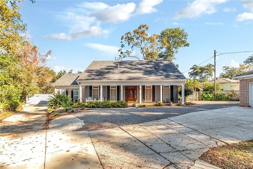2828 Grant St, Mobile, AL 36606 Zillow
