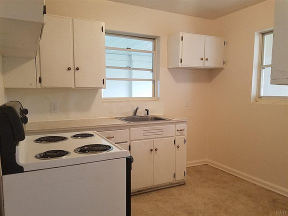 5th image of 5549 Mayfair Dr
