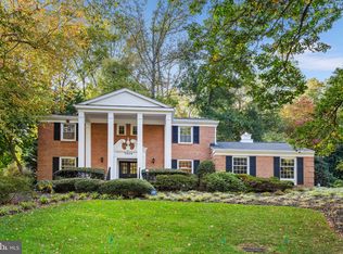 7404 Rippon Rd, Alexandria, VA 22307