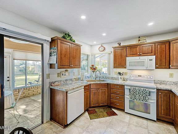 5th image of 12915 W PEACH BLOSSOM Drive